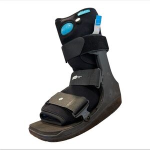 Unisex Ossur Formfit Black Low Top Air Walking Boot with Blue Accents Size XL